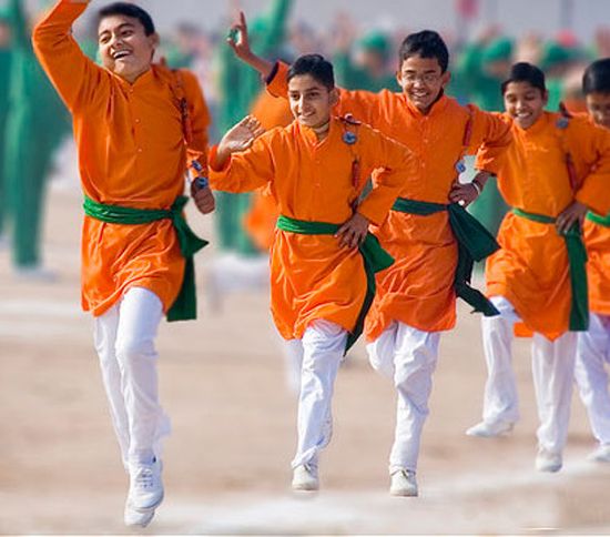 India Boy Kids Childrens Dance Cotton Ready to wear Kurtha Kurta Pajama & Stole