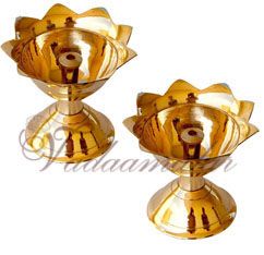 Designer diya in Brass Pooja Diya Lamps Deepam For Decorations 6 pieces