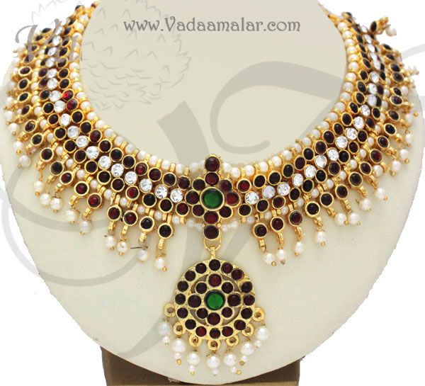 Bharatanatyam Ornaments Necklace Choker with red and green kemp stones