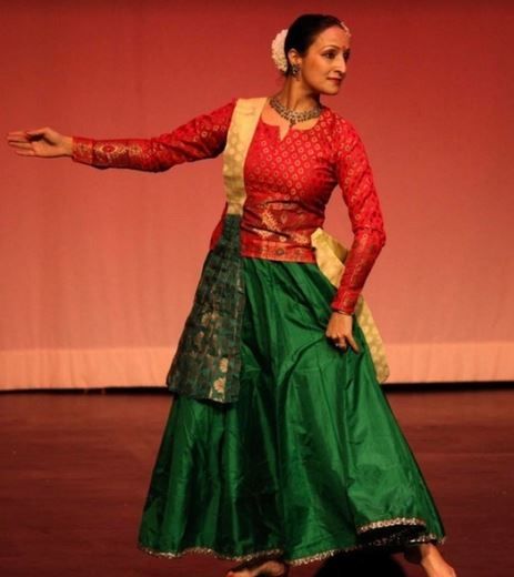 Kathak Costume Dance Dress Indan Bollywood dance Folk Skirt and Blouse 