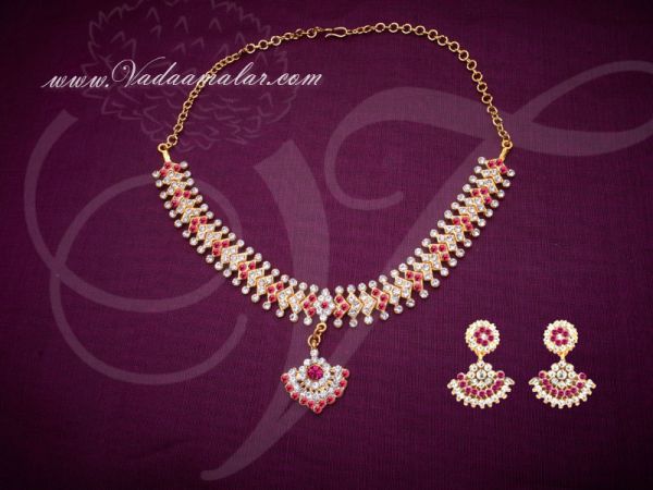 Attikai sparkling white and pink stones closed neck necklace set