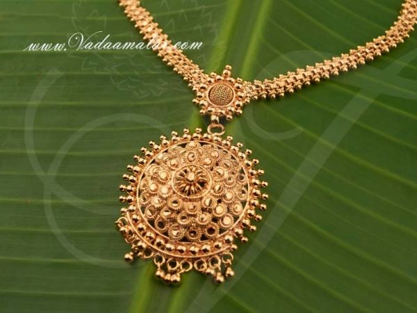 Gold Plated Pendant With Short Necklace