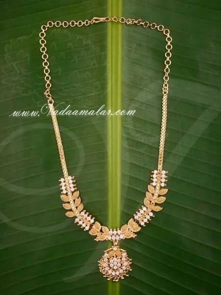Gold plated white stones short necklace
