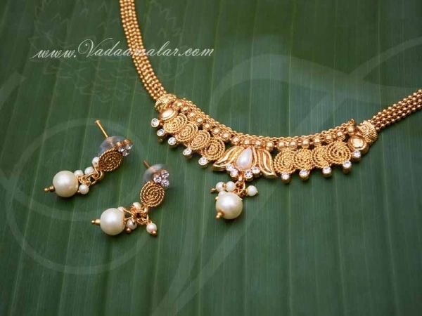 Short necklace for children Indian design imitation necklaces for girls