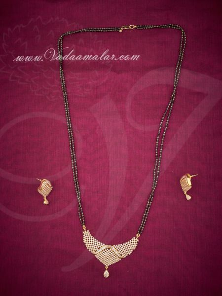 Mangalsutra Karamani India black beads chain with pendant and earring set