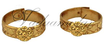 Metti  Bichiya Micro Gold toned  Indian Style Toe Ring Feet Jewelry - 1 pair