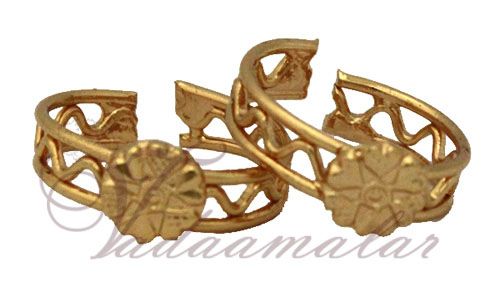Metti Bichiyas Bichiya Gold toned  India Toe Ring Feet Jewelry - 1 pair